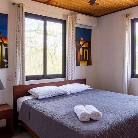 Casa Margarita - Stylish 3-Bdrm Home - Pool, Ocean & Sunset Views サン・フアン・デル・スル エクステリア 写真