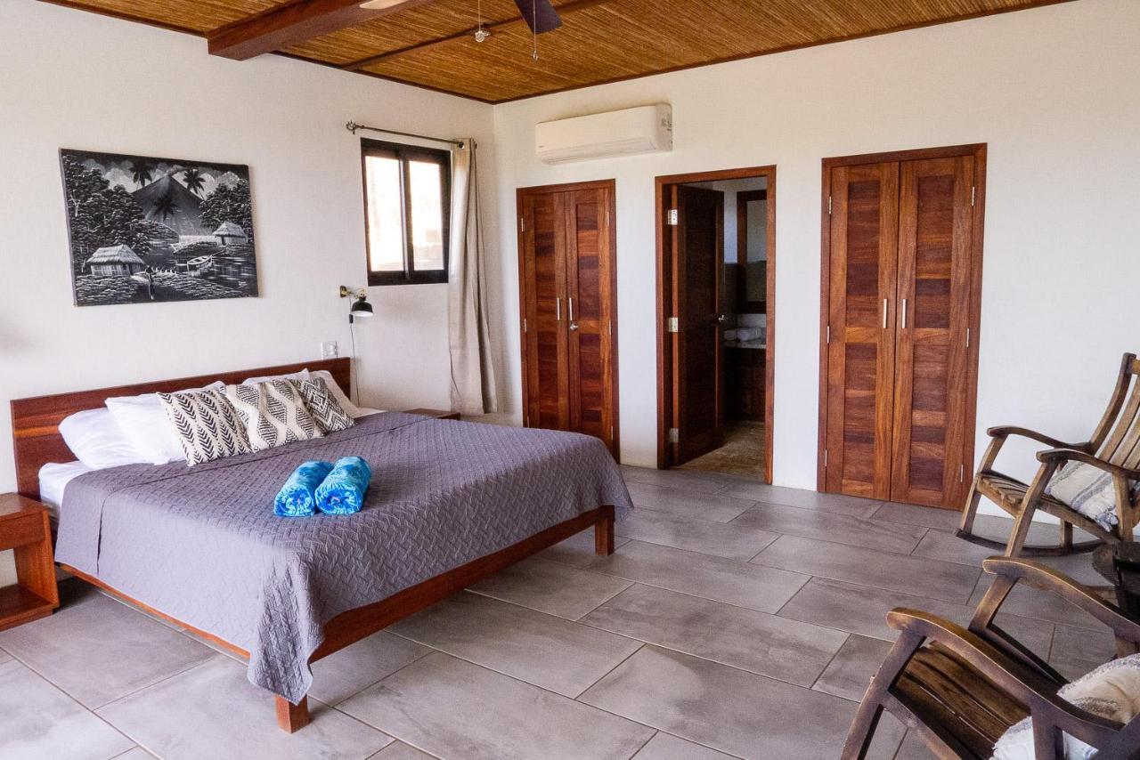 Casa Margarita - Stylish 3-Bdrm Home - Pool, Ocean & Sunset Views サン・フアン・デル・スル エクステリア 写真