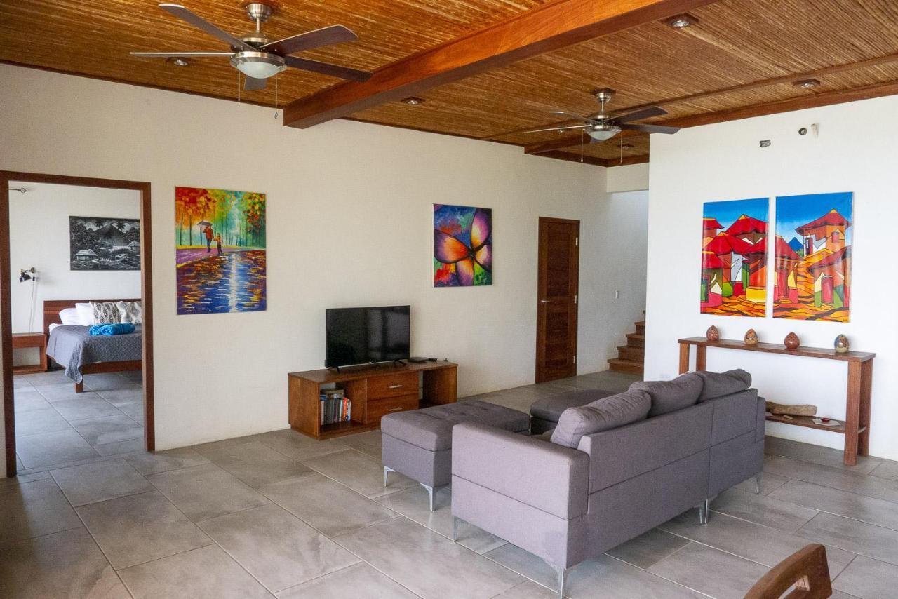 Casa Margarita - Stylish 3-Bdrm Home - Pool, Ocean & Sunset Views サン・フアン・デル・スル エクステリア 写真