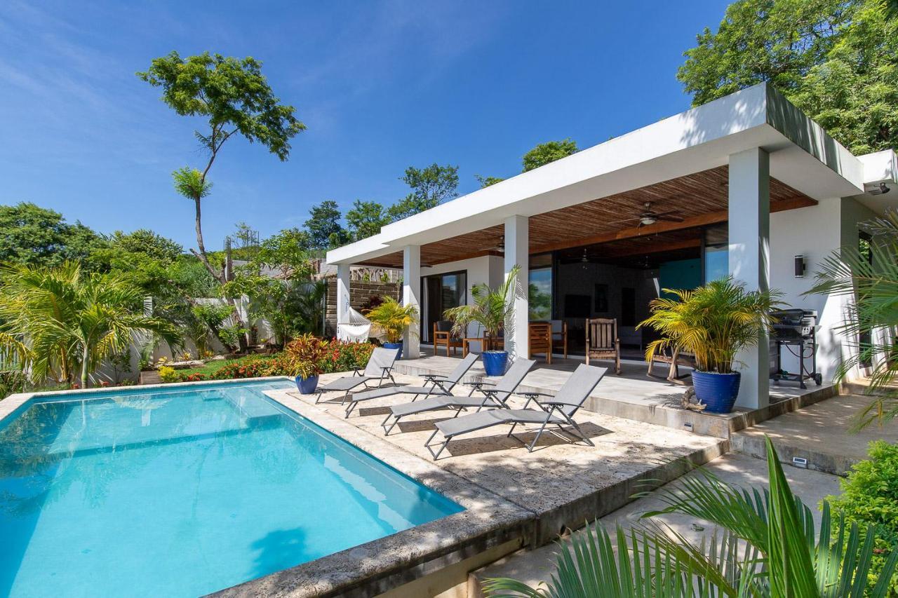 Casa Margarita - Stylish 3-Bdrm Home - Pool, Ocean & Sunset Views サン・フアン・デル・スル エクステリア 写真