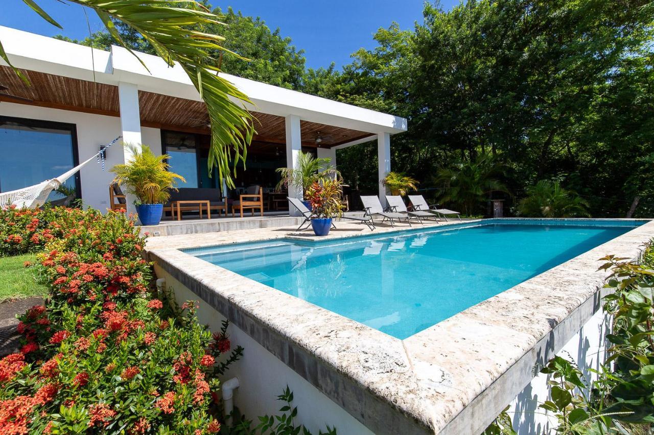 Casa Margarita - Stylish 3-Bdrm Home - Pool, Ocean & Sunset Views サン・フアン・デル・スル エクステリア 写真