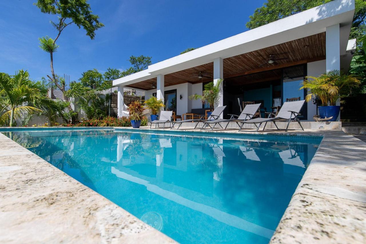 Casa Margarita - Stylish 3-Bdrm Home - Pool, Ocean & Sunset Views サン・フアン・デル・スル エクステリア 写真